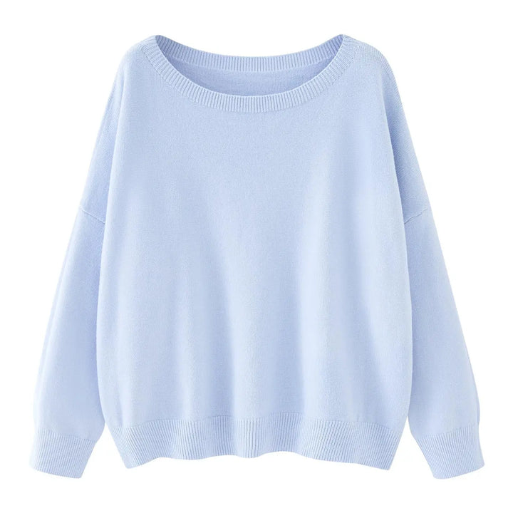 Sweter dzianinowy o casualowym stylu z opadającymi ramionami i długimi rękawami.