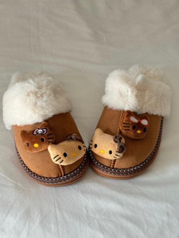 Miękkie kapcie Hello Kitty