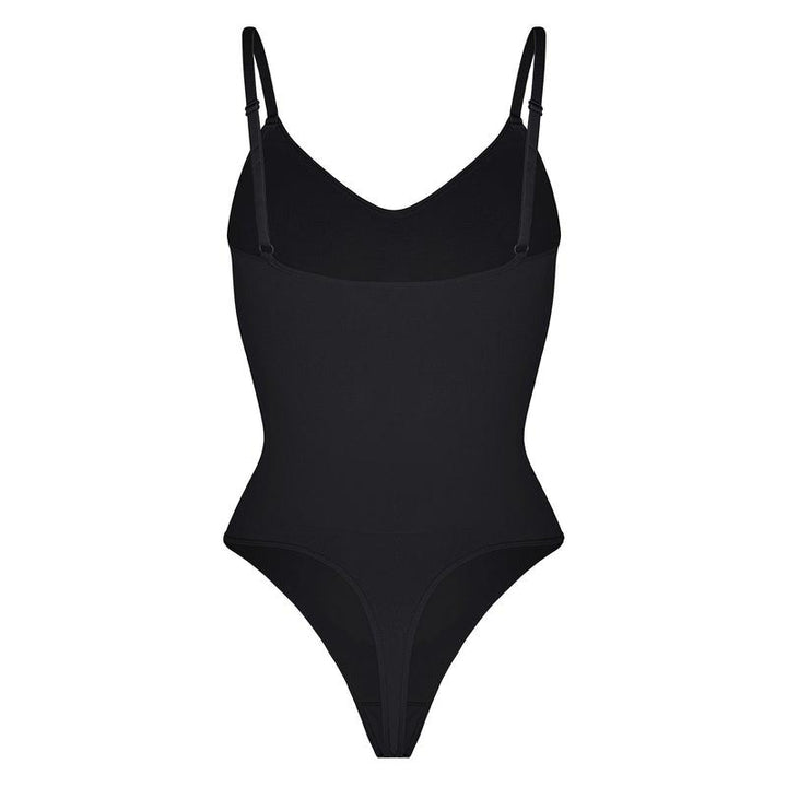 Bezszwowe body z zakrytym biustem i stringami – wygodna bielizna modelująca