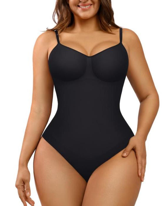 Bezszwowe body z zakrytym biustem i stringami – wygodna bielizna modelująca