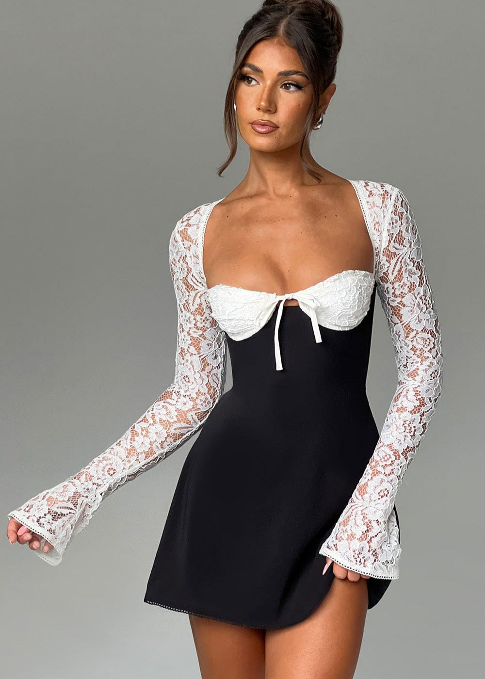 Sabina | Sukienka mini – czarno-biała