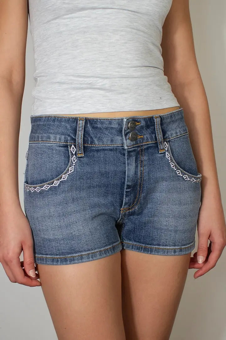 Szorty jeansowe slim fit z niskim stanem